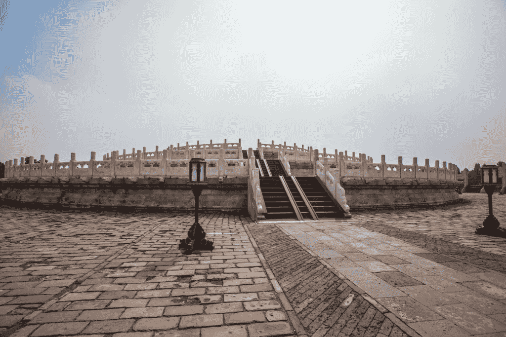 Foreigners Visiting Beijing—Temple of Heaven